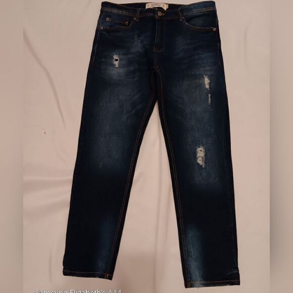 Akademiks Jeanius 34/30 Straight Distressed Jeans Great Pre-Owned Condition - Picture 1 of 5